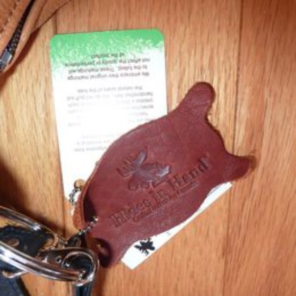 Hides in Hand Saddle Fringe Bag/Purse - Picture 4 of 5